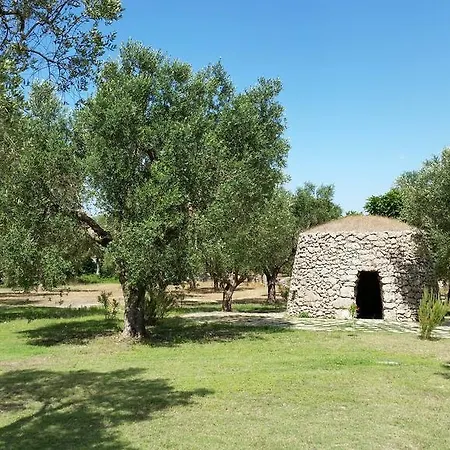 مزرعة للإقامة Masseria Montevergine *