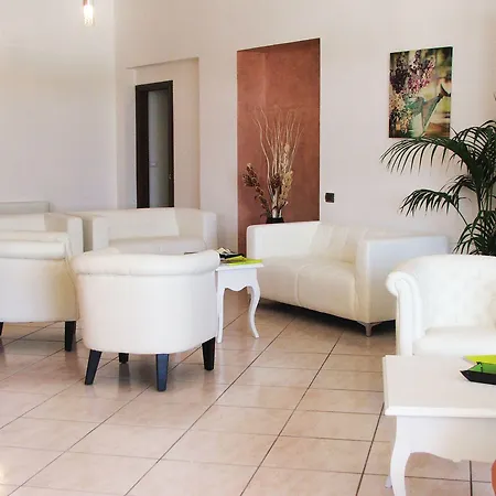 مزرعة للإقامة Masseria Montevergine