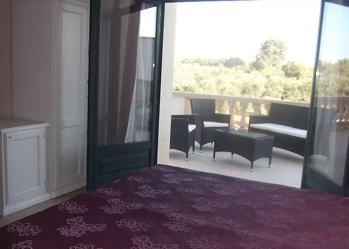 Фермерський будинок Masseria Montevergine *